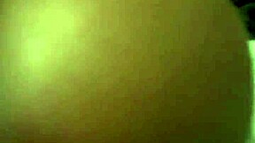 你超爱这个黑皮肤业余妹子吸鸡巴猛操