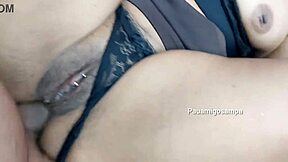 Užívam si horúcu latinskú milfku v drsnej domácej session