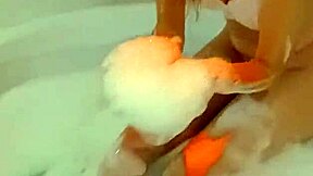 Dancing and relaxing in the hotel hydro