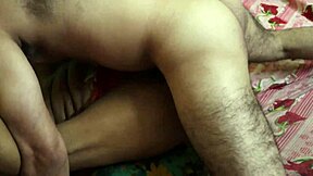 Indian mature aunty enjoys homemade one-on-one session