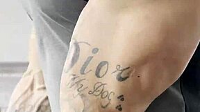 sexy tattooed bodybuilder does light leg training for the first time