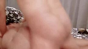 Sundaydogood614 Drops a Retro Shaved Pussy Clip You Can't Ignore