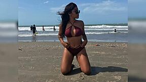 Gostosa In Outdoor Adventures With Prostitutes