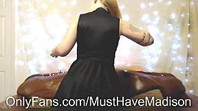 MustHaveMadison Dirty Dancing with Her Big Ass on Full Display