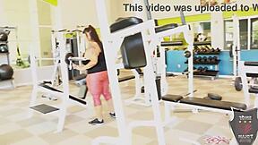 Rome Major dominates Sofia Rose with deep throat action