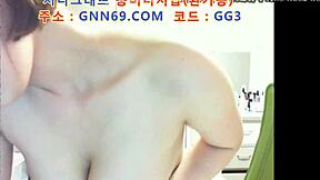 Korean Sex Sensation With Wild Reactions To 300 Star Balloons! Unbelievable!