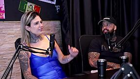 Latina teen group uses toys in outdoor squirting video