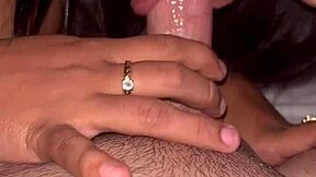 kolumbiai latina szenvedélyesen szopja a faszt izgalommal!