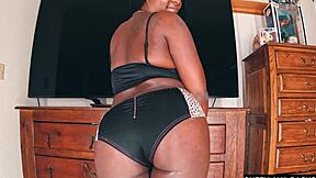 Thick ebony model queen ava teases with big butt in lingerie, shaking ass for big black cock amateurs
