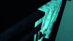 juegos calientes con mi madrastra blowjob