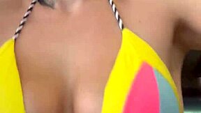 Sweaty blonde with small waist shows wet pussy at Copacabana gym