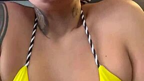 Sweaty blonde with small waist shows wet pussy at Copacabana gym