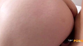 Old Mommy Emir Craves Fun And Deepthroats Dicks!