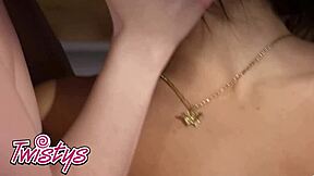 अबेला डेंजर और क्रिस्टल क्लार्क चूत चाट और रिमजॉब में इंटेंस फीलिंग एक्सप्लोर