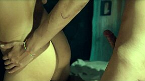 Mi Hermanastra Me Descubre Masturbándome