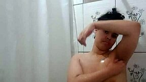 Showering Latina teen fingers herself with pure lust