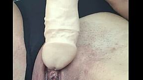 Tease Boyfriend With Toy While Driving?