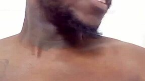 Watch Her Masturbate in Mirror Selfie?