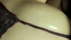 Liberei o cuzinho para o f� desconhecido da internet ap�s ele enviar pix de presente