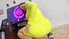 Boyfriend Stretches My Ass Wide Open in the Living Room!