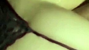 Liberei o cuzinho para o f� desconhecido da internet ap�s ele enviar pix de presente