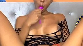 Rica Morena De Coño Cremoso Y Dulces Tetas Gets Homemade Dildo Play, Natural Tits, Cute Amateurs!