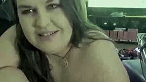 Kandy Kane deepthroats like a pro in homemade clip