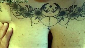 BIG TITS ITALIAN CUMSHOT