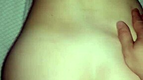 Cumming on wife's back in doggystyle bareback!