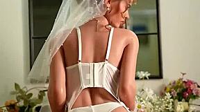 hei, vrei să te joci cu păpușa de mireasă silicon sexy?