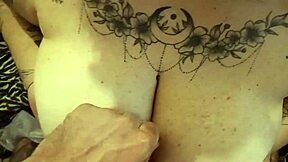 BIG TITS ITALIAN CUMSHOT