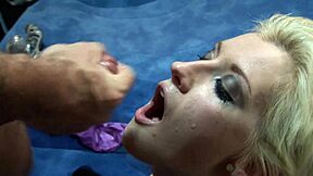 Fucking blonde mom in lingerie makes me lose control