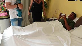 Psychiatry student analyzes endowed patient with moaning and dirty talk