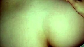 Cumming on wife's back in doggystyle bareback!