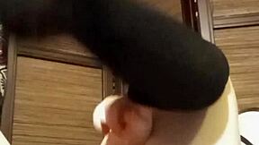 Oh, look at that pantyhose-clad hottie with big tits!