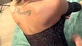 loira rabuda deu um chá de buceta no tatuado magrinho completo no sheer e x-red