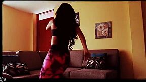 Peruana pilar gasca moves her ass as prostitute