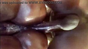 Comendo a buceta e o cu da viúva no velório do marido