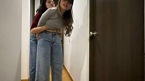 Lesbianas calientes teniendo sexo fetichista y guarro con tribbing