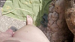 Жестко трахаю сводную сестру на общественном пляже