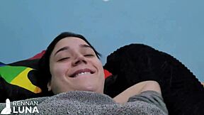 Novinha gostosa e safada, Quero teu pau metendo forte na minha bucetinha!