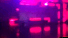 i pickd up a studnt and fuckd her in all holz in the toilt of a nite club