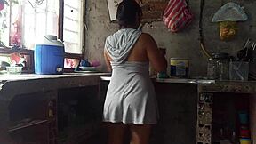 No aguanta las ganas y desea comerse el postre antes que el plato fuerte.