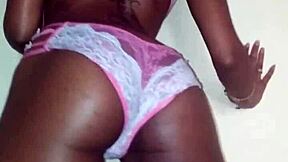 lola, show me that sexy striptease dance!