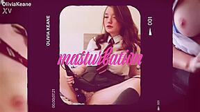 british teen nurse treats patient