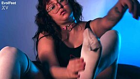 Kirli Naylonlarımın Kokusuna Direnebilir Misin?