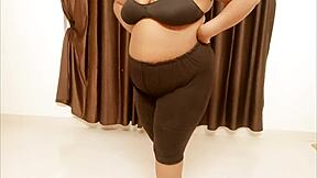 Sexy Indian Jharkhand Girl Shows Boobs