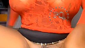 Watch her shave that pussy hair off in grand style!