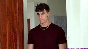 Stepsisters turn into free use Xmas elves now