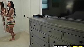 Asian Babe with Huge Ass and Big Tits Gets Blowjob